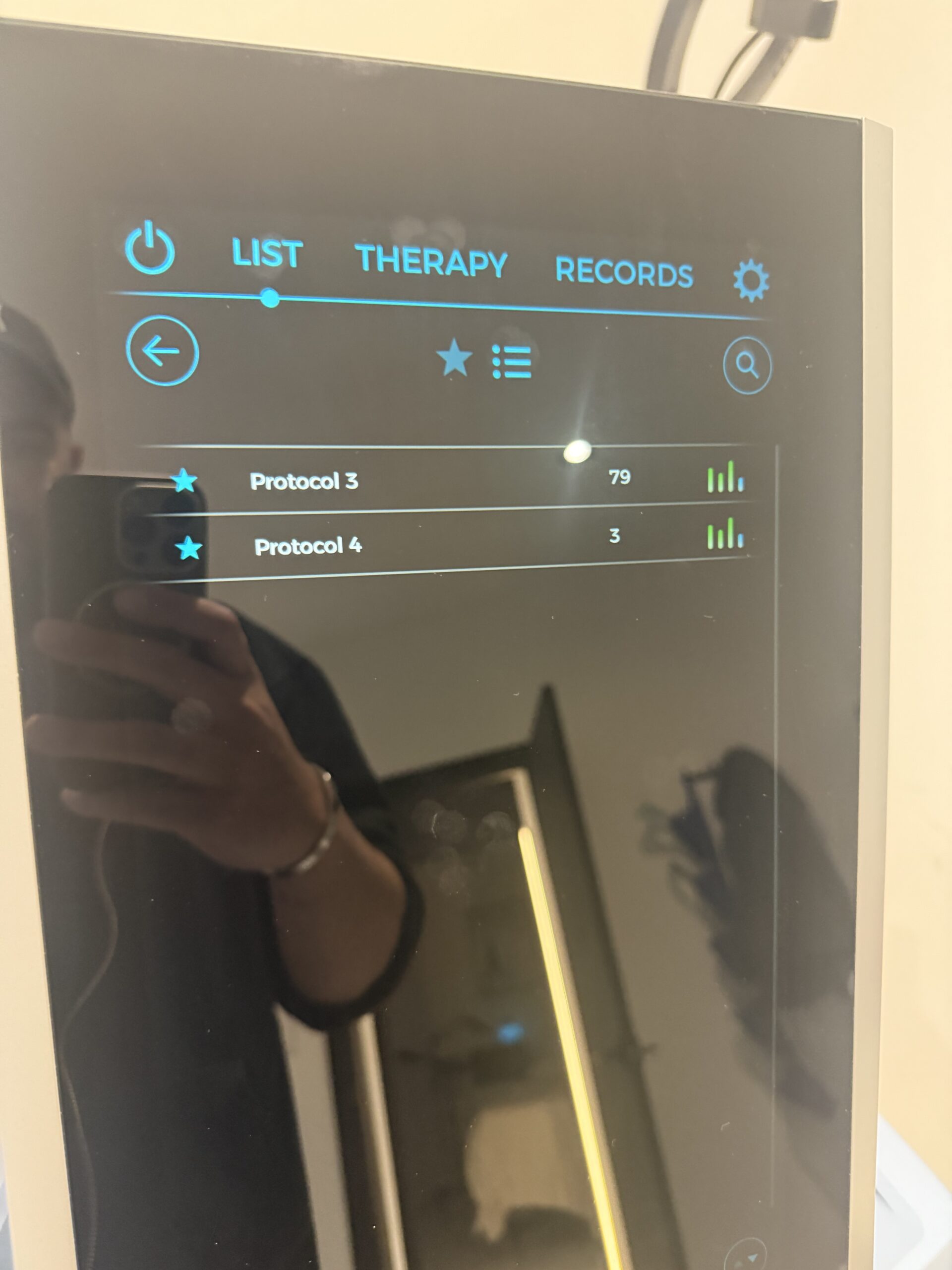 BTL Emsculpt touchscreen interface view