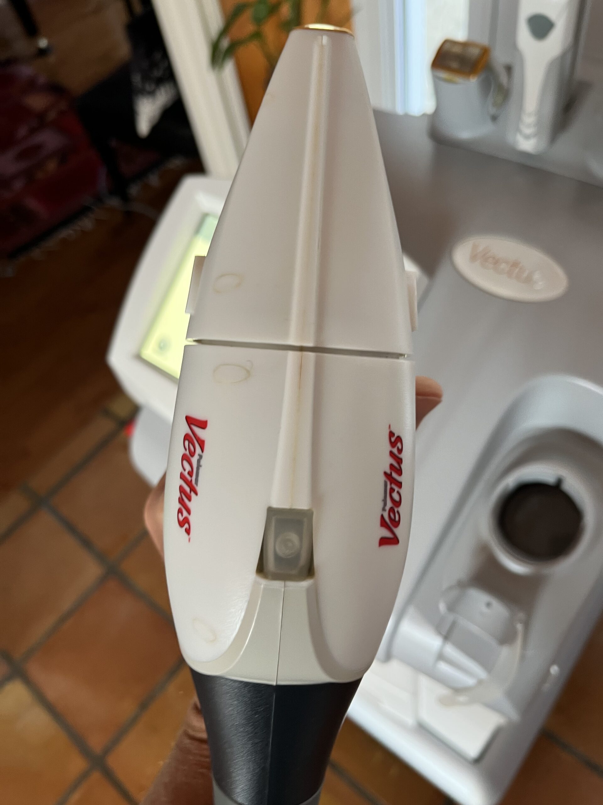 2022 Vectus handpiece overhead view