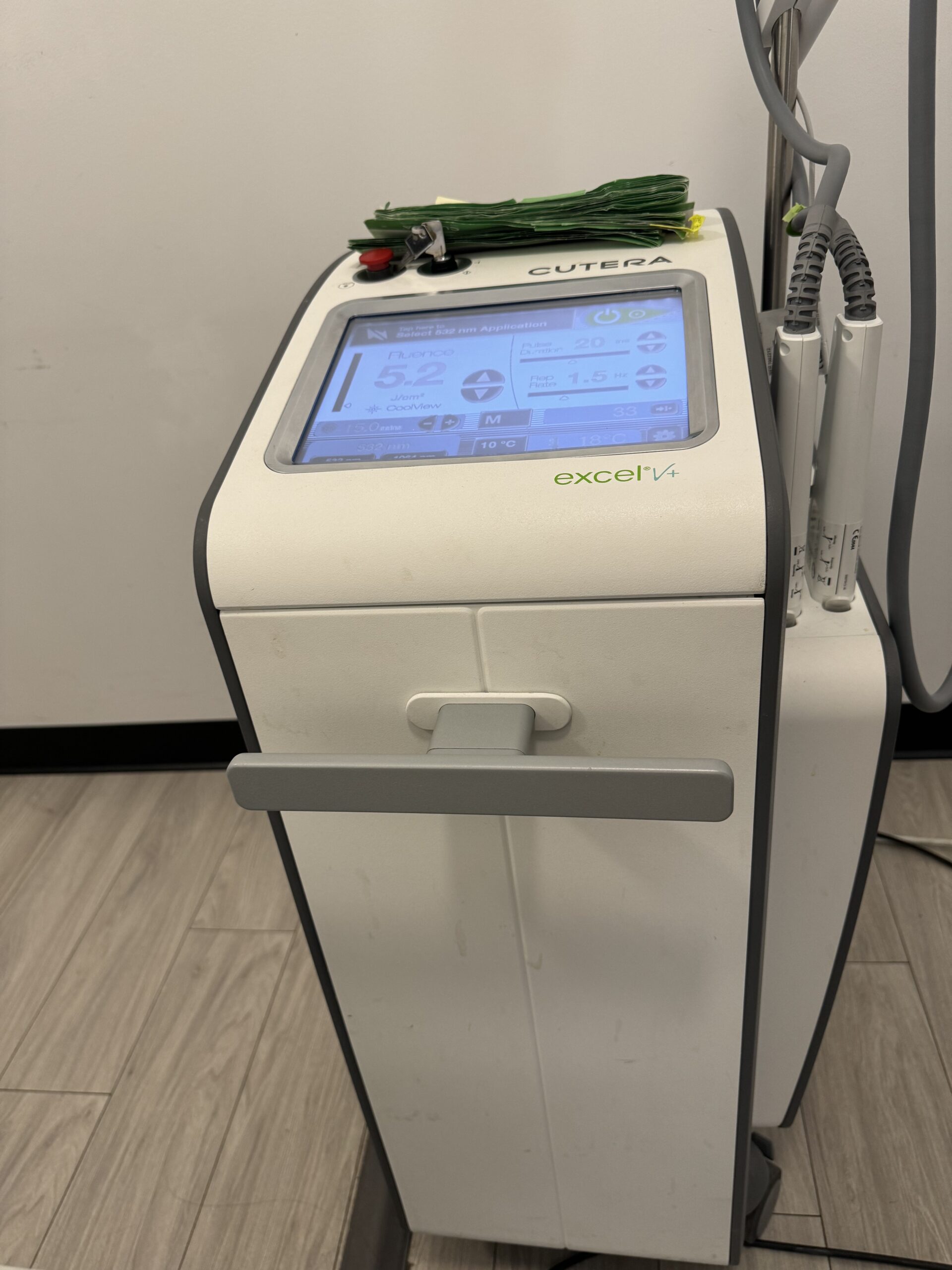 2024 Cutera Excel V Plus - Refurbished - Image 3