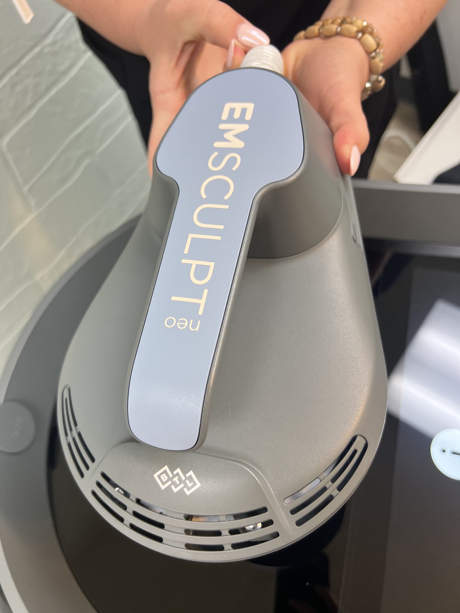2024 BTL Emsculpt Neo For Sale w/ $72K PADDLE VALUE - Image 10