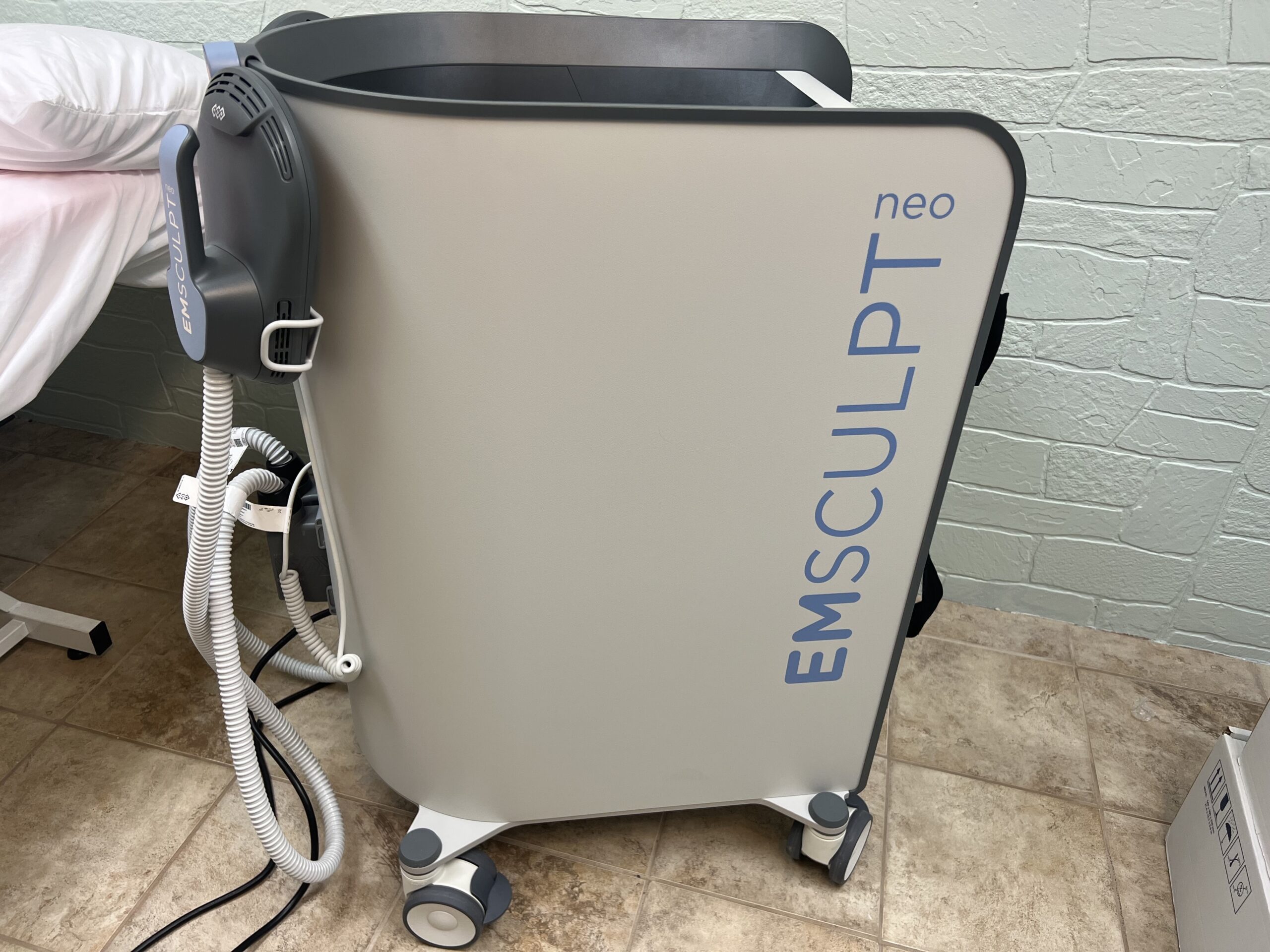 2024 btl emsculpt neo left side