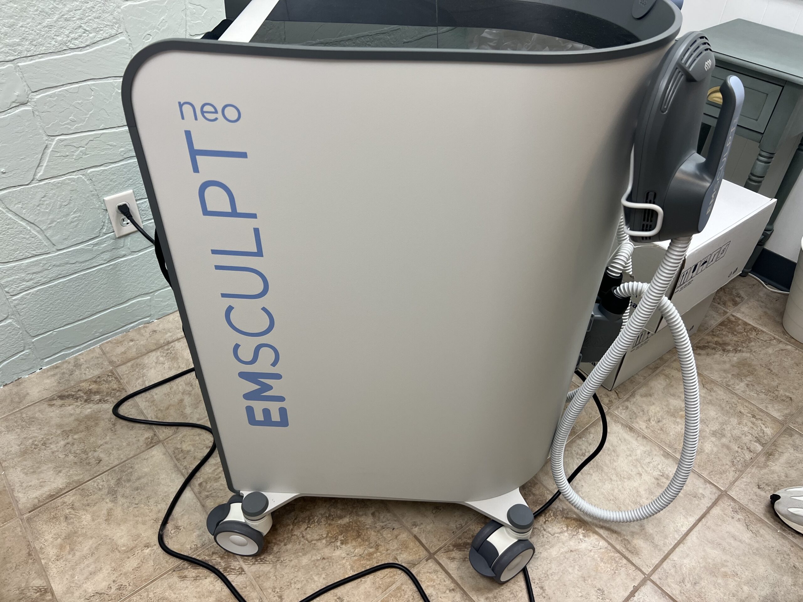 2024 btl emsculpt neo right side