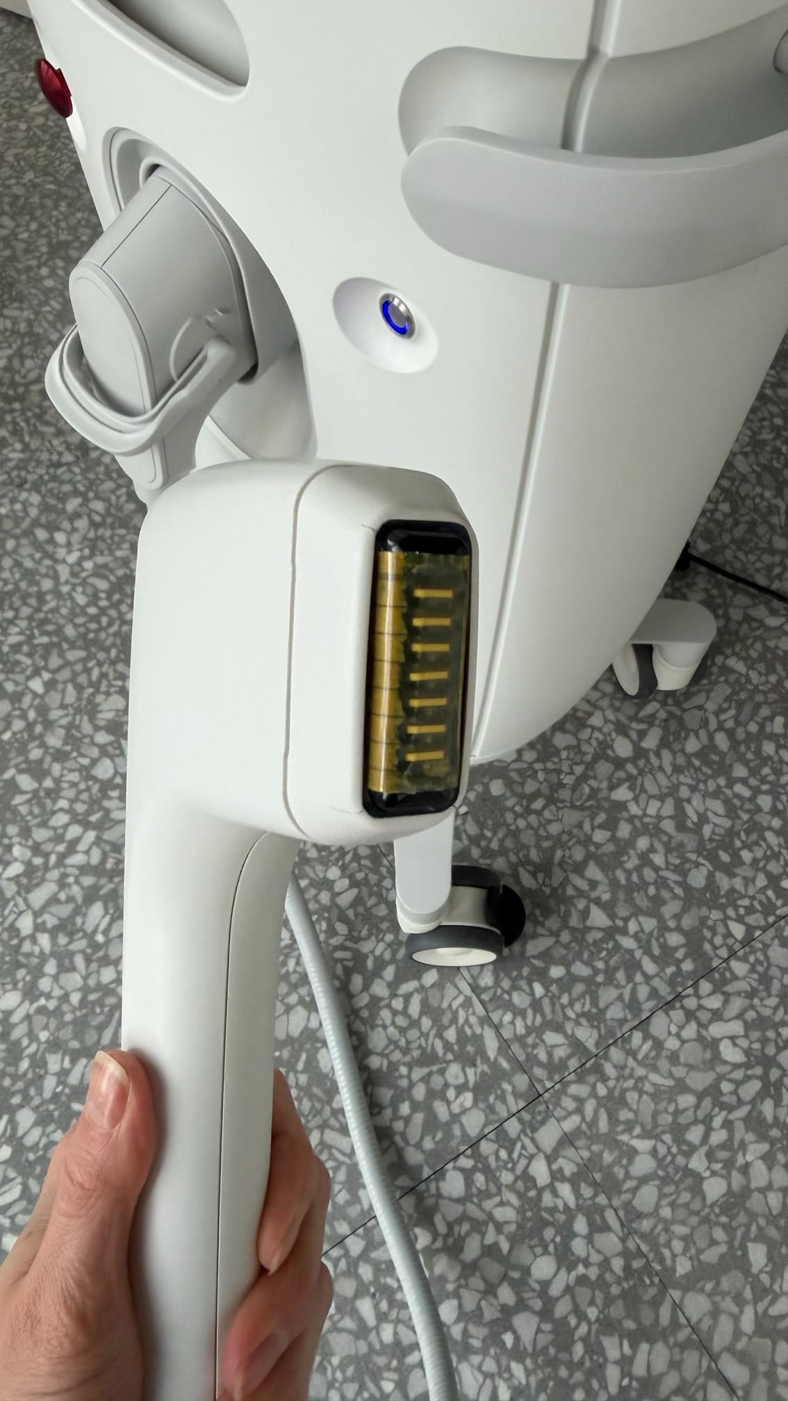 2023 Sofwave Ultrasound Skin Tightening Device For Sale - Image 8