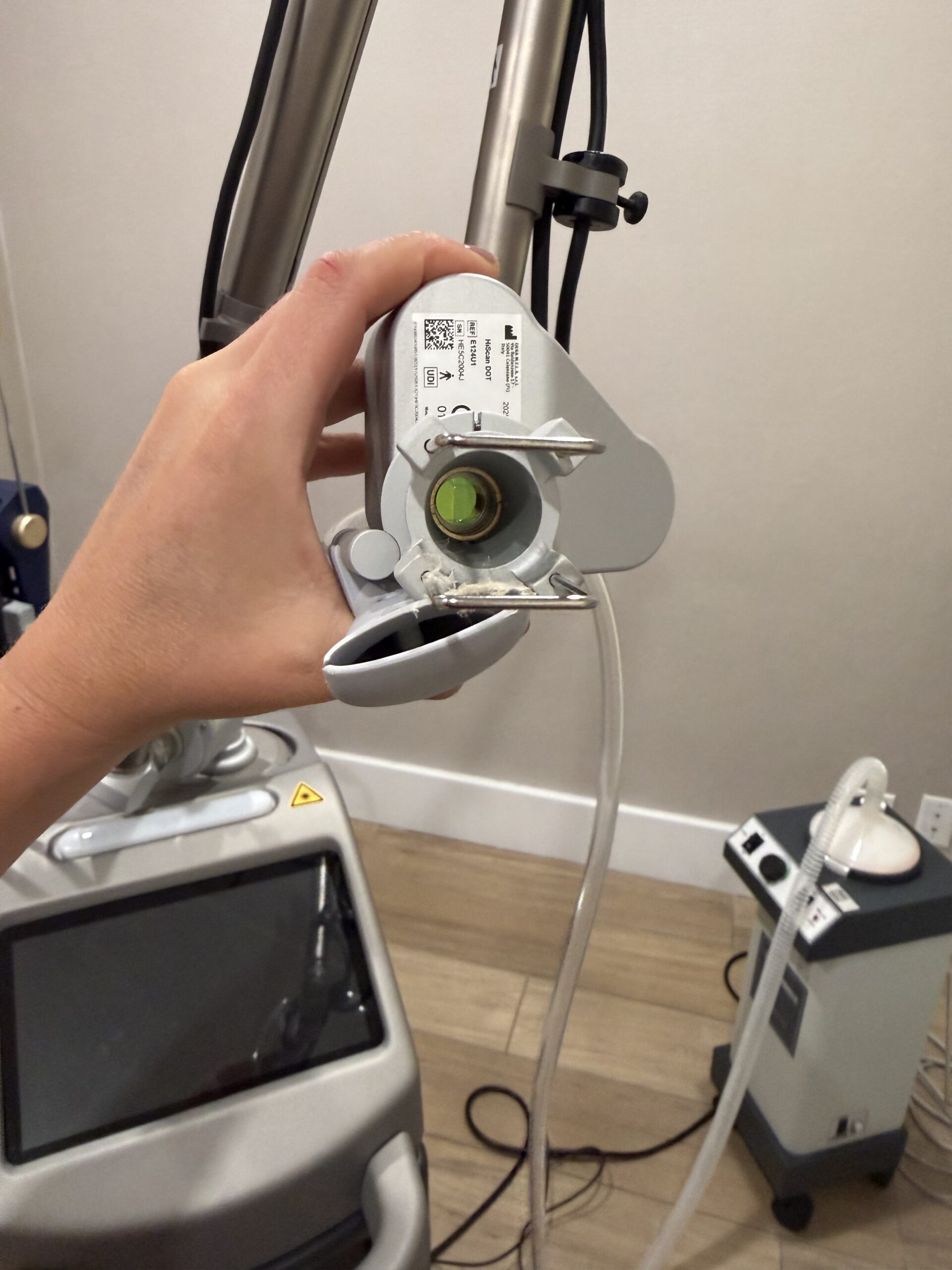 resurfacing laser DOT scanner head close-up