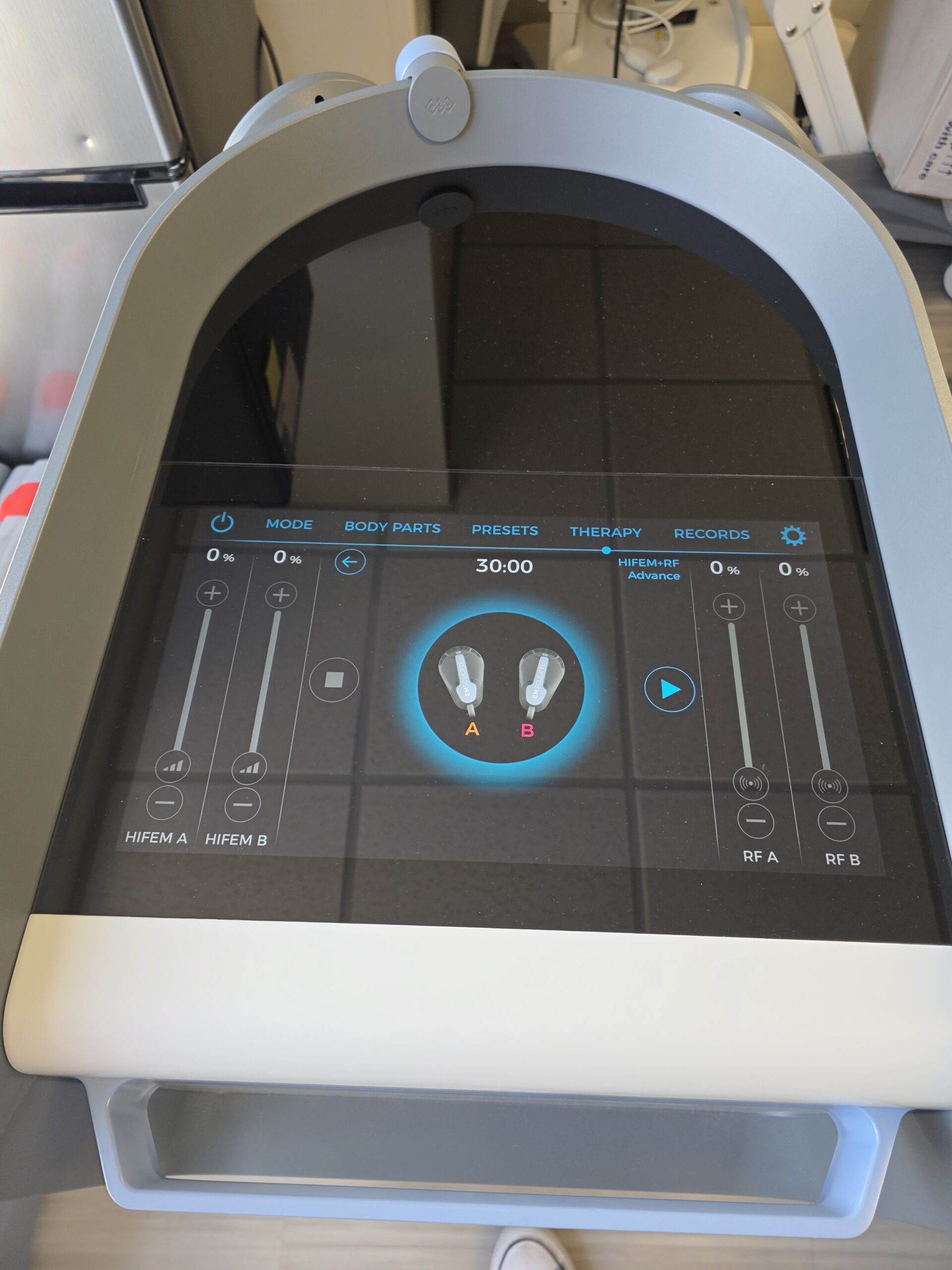 Emsculpt Neo touchscreen HIFEM RF