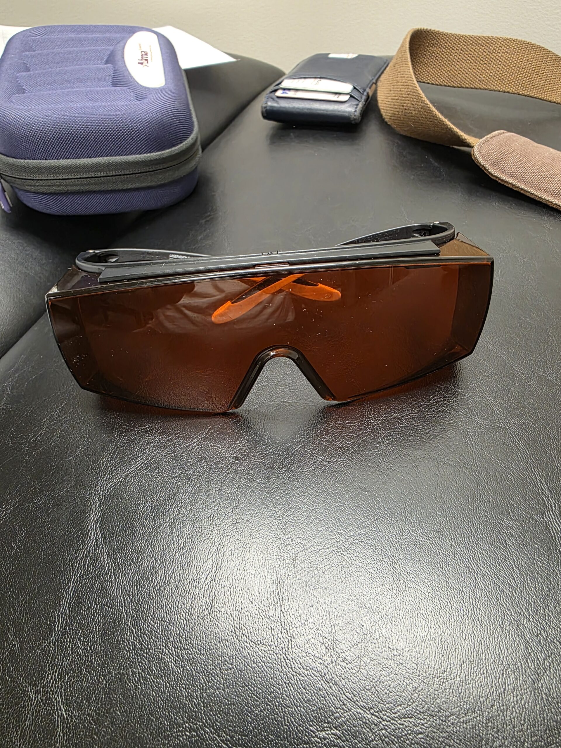 Harmony XL Pro patient safety orange goggles