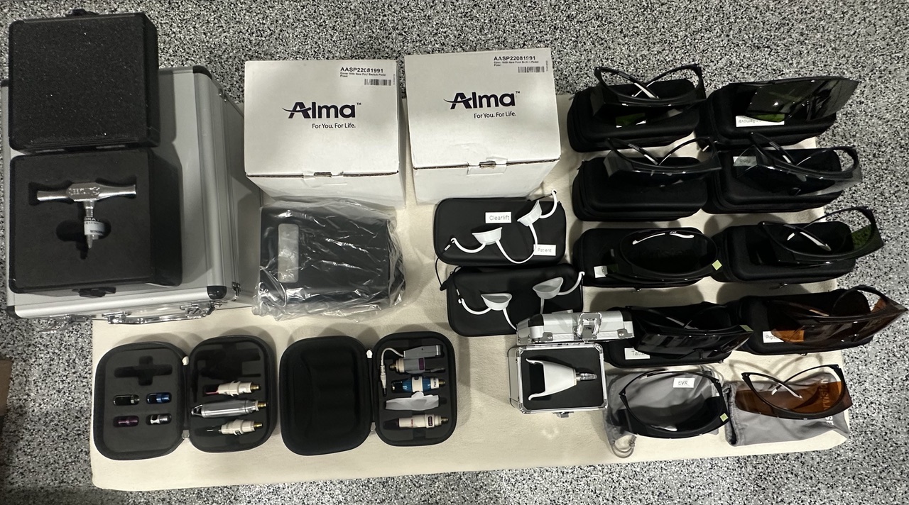 2023 Alma Harmony XL PRO For Sale w/ 3 Handpieces - Image 11